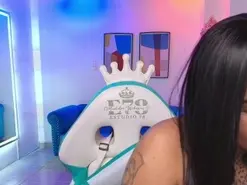 Amateur Free Live Porn of Black_roseee