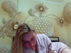 Amateur Live Sex Cam of Yourrealgirl