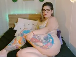 Amateur Live Sex Cam of Juliietha_ser