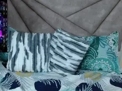 Amateur Adult Webcam of melani_alvares