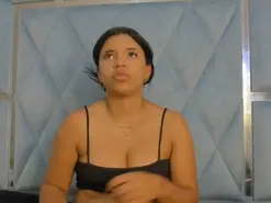 Amateur Sex Chat of Lucy_asm