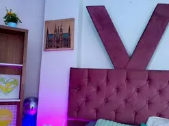 Amateur Adult Webcam of CamiilaReyes