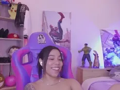 Amateur Free Porn Cam of MadelynRose