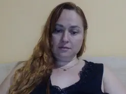 Amateur Nude Webcam of zara_red