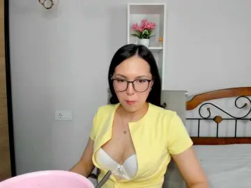 Bongacams Free Live Porn of elina-syui