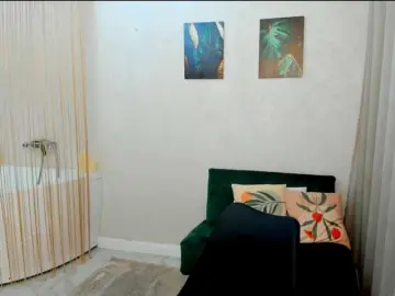 Bongacams Best Webcam of HoneyGlow
