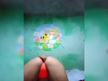 Bongacams Free Porn Cam of QueenVixen