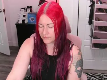 Bongacams Live Porn of gennyrock