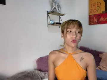 Bongacams Nude Webcam of alix-kitty
