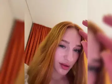 Bongacams Watch Live Sex Cams of ArinaSmile