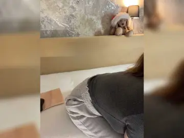 Bongacams Free Porn Cam of Incredible123