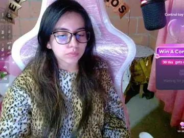 Bongacams Live Sex Cam of Maggie-Fox