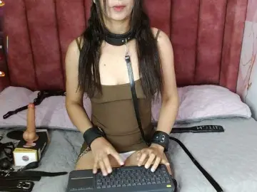 Bongacams Free Porn Cam of hilaryythompson