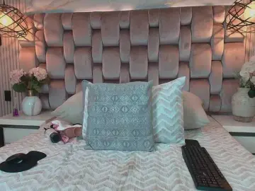Bongacams Watch Live Sex Cams of JeenSexy