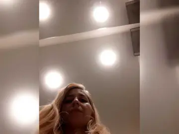 Bongacams Live Sex Cam of LittleSammy