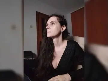 Bongacams Free Live Porn of SexQueen11