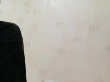 Bongacams Watch Live Sex Cams of yourcuteneighbourr