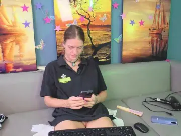 Bongacams Live Sex Cam of BrILLianteBarb