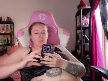 Bongacams Best live sex cam show of NylonQueen