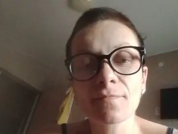 Bongacams Watch Live Sex Cams of ToryXCristal