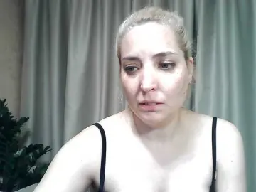 Bongacams Watch Live Sex Cams of mariska-kiska