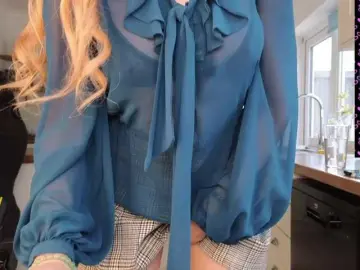 Bongacams Watch Live Sex Cams of stripmequick