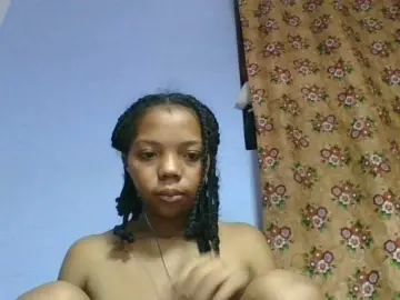Bongacams Nude Webcam of rosah1a