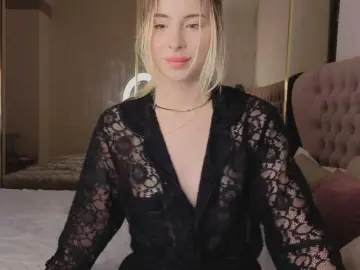 Bongacams Sex Cam of Bella-crazyy