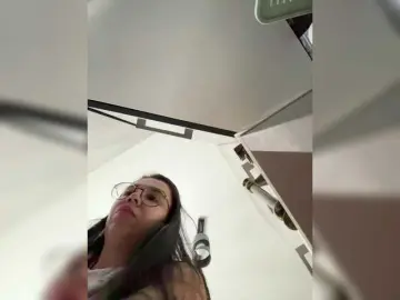 Bongacams Watch Live Sex Cams of Vero19nika