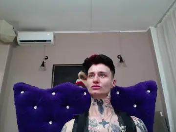 Bongacams Free Porn Cam of KennysXX