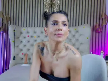 Bongacams Best live sex cam show of TastyShow