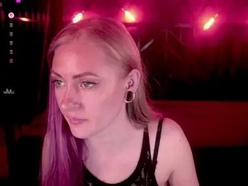 Bongacams Free Porn Cam of DramaQuenns