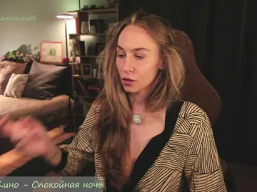 Bongacams Live Sex Cam of eva-adamova