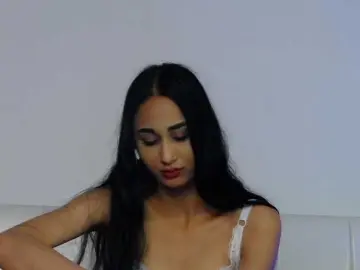 Bongacams Free Live Porn of LexxyPlay
