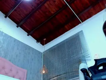 Bongacams Watch Live Sex Cams of lissa-jhonson