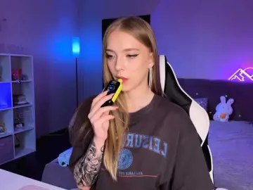 Bongacams Live Sex Cam of Evaamour