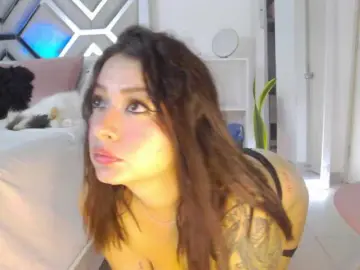 Bongacams Free Porn Cam of AlanaRouse1