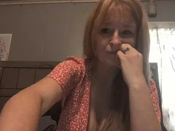 Bongacams Sex Cam of Pizzedwife