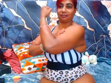 Bongacams Free Porn Cam of indianerotica69