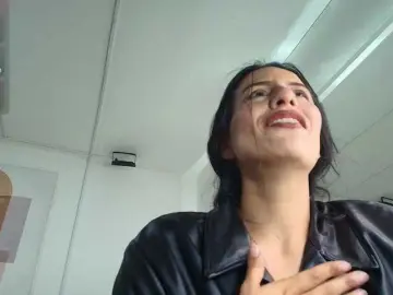 Bongacams Watch Live Sex Cams of Antonella-rivers