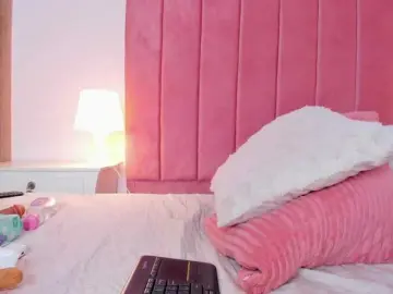 Bongacams Live Sex Cam of CristalHart