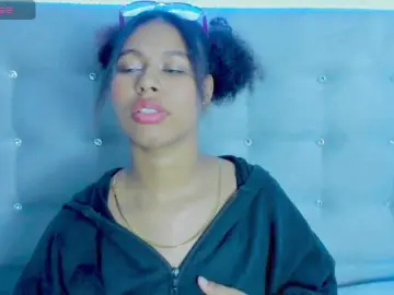 Bongacams Nude Webcam of tatianasquirthot