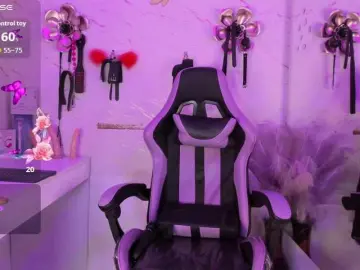 Bongacams Watch Live Sex Cams of Natasha-Adams