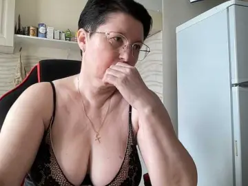 Bongacams Adult Video Chat of HotMilfPussy