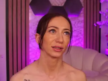 Bongacams Best live sex cam show of RubyFever