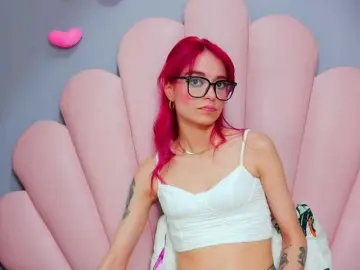 Bongacams Free Porn Cam of LUCYMILLER