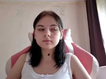 Bongacams Nude Webcam of MyrnaPlough