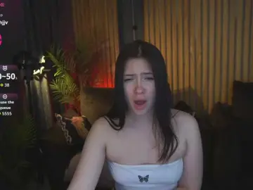 Bongacams Watch Live Sex Cams of SecretKiraa