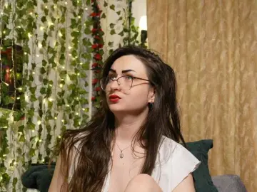 Bongacams Adult Webcam of NaughtYHomemadE