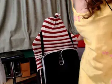 Bongacams Free Porn Cam of kellysurfing